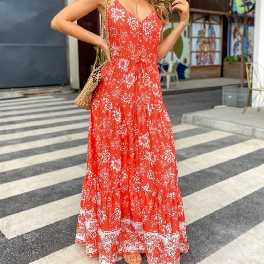 Ruffle bottom maxi dress